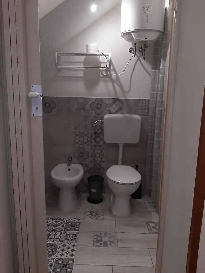 Casa Vacanza Di Via Giacalone Palermo